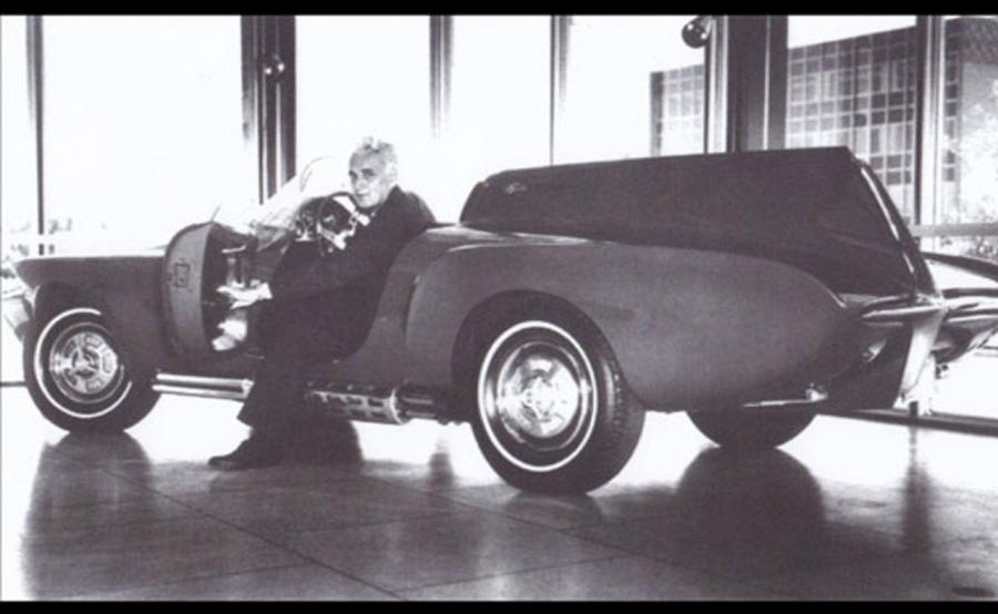 Plymouth XNR Concept 1960 года  (фото 27 из 42)